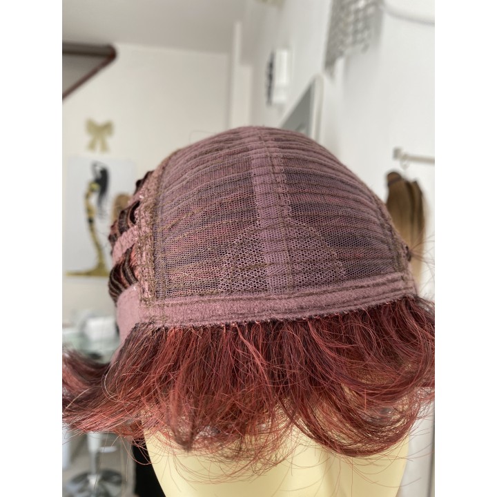 Parrucca sintetica per signora taglio corto colore rosso
