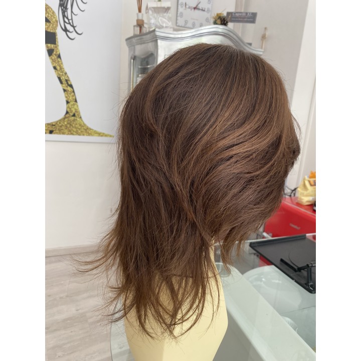 Parrucca di capelli veri Remy Parrucca su misura taglio medio scalato