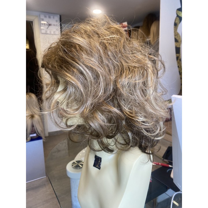 Parrucca sintetica Capelli artificiali capelli lunghi colore biondo