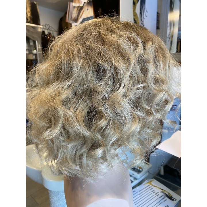 Parrucca Lourdes - Parrucca Capelli Veri Remy Ricci Balayage Biondo