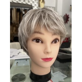 Parrucca Sintetica Mono Lace - Taglio Corto Grigio Argento