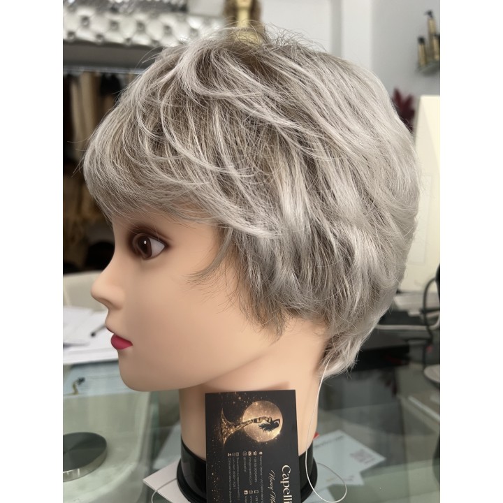 Parrucca Sintetica Mono Lace - Taglio Corto Grigio Argento